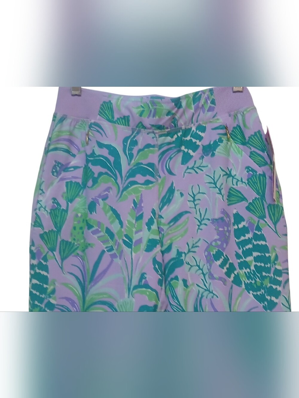 Lilly Pulitzer - NWT. Zippered Pockets, Woven, Elastic Waist, Tropical Floral... - Picture 5 of 11